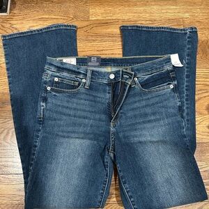 GAP Women's Dark Blue Straight Leg Jeans